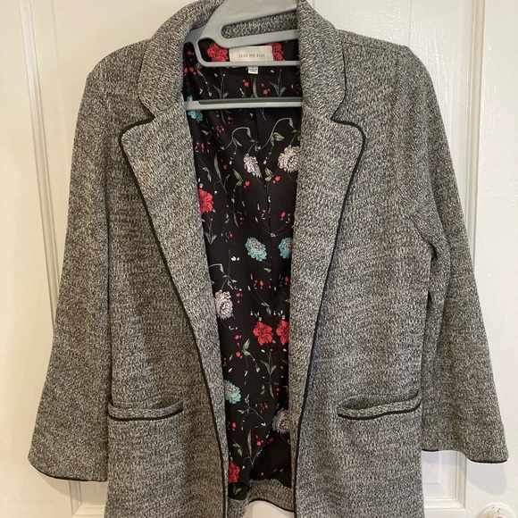 Skies Are Blue Jackets & Blazers - Gray blazer/cardigan, L